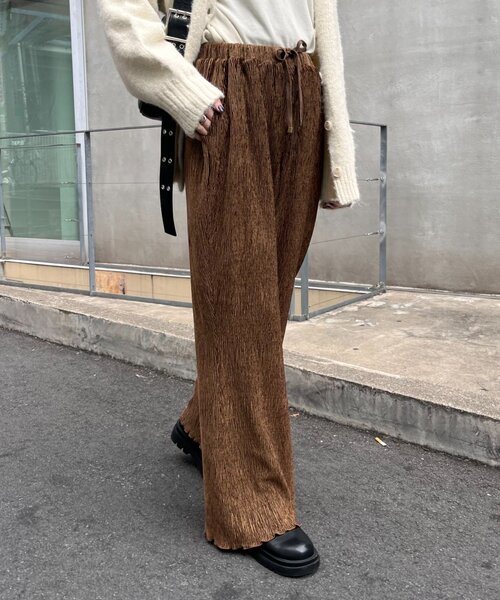 CIAOPANIC TYPY（チャオパニックティピー）の「ベロアプリーツ微フレアイージーパンツ（その他パンツ・レディース・キャメル/ブラック/アイボリー・MEDIUM/SMALL）」の10枚目の写真