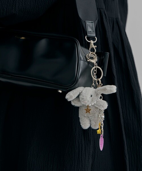 Foundry Mews(ファウンドリーミューズ)の「【Foundry Mews/ファウンドリーミューズ】Petite Mews One of a Kind Bag Charm/バッグチャーム/キーホルダー(その他小物・レディース・グレー/ホワイト/ピンク・FREE)」の15枚目の写真