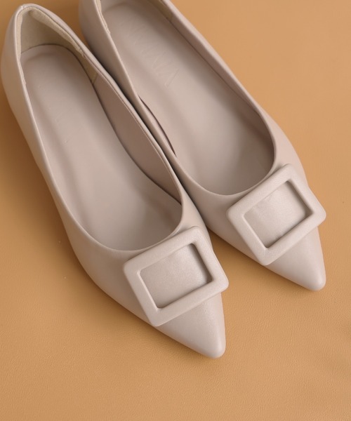 VIVIAN（ヴィヴィアン）の「ポインテッドトゥバックルモチーフフラットレインシューズ（レインシューズ・レディース・シルバー/グレー系その他7/ブラック・M/S/LL/L）」の3枚目の写真