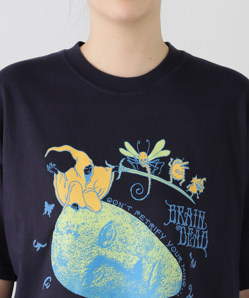BRAIN DEAD(ブレインデット)の「【BRAIN DEAD/ブレインデッド】 PETRIFIED MIND T000040 85D424(Tシャツ/カットソー・レディース・ネイビー・MEDIUM/SMALL)」の6枚目の写真