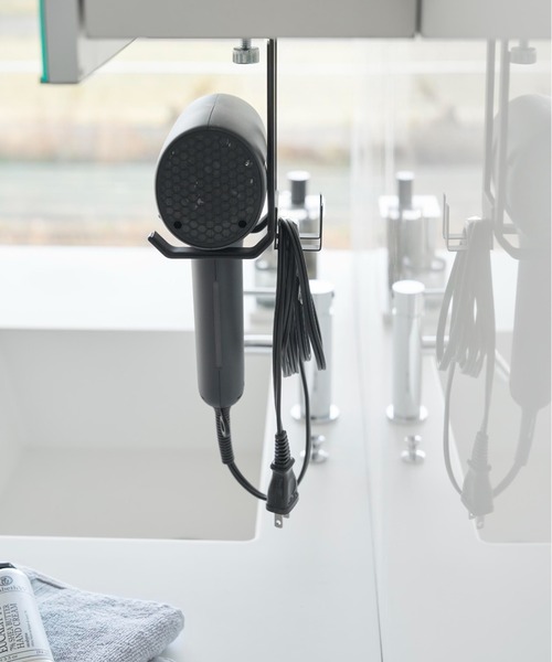 tower（タワー）の「tower（タワー）棚下ドライヤーハンガー（バス/トイレグッズ・レディース・ホワイト/ブラック・ONE SIZE）」の22枚目の写真