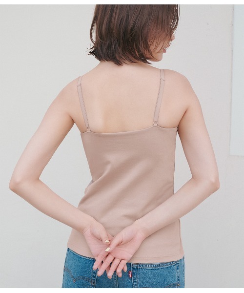 PEACH JOHN(ピーチジョン)の「【洋服見え◎厚手パッドでがっつり盛り】盛れるノンワイヤーブラキャミソール(インナーウェア/肌着・レディース・ブラック/ホワイト/ベージュ・BC65/BC70/BC75/DE65/DE70/DE75)」の21枚目の写真