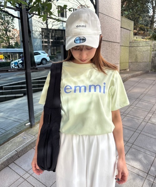 NEW ERA(ニューエラ)の「【10th】【emmi|NEW ERA】9TWENTY emmiロゴキャンバスキャップ(キャップ・レディース・インディゴブルー/イエロー/レッド/ブラック/アイボリー・FREE)」の10枚目の写真