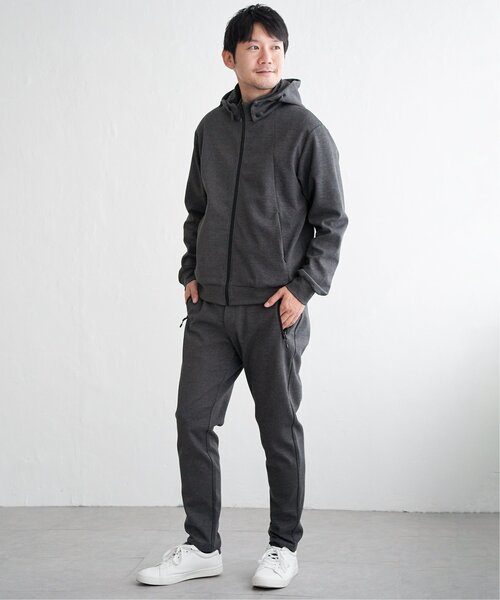 ikka（イッカ）の「【セットアップ対応】テックストレッチ2WAYジップパーカ（パーカー・メンズ・ブラック/スモークグレー・M/L/XL/S）」の19枚目の写真