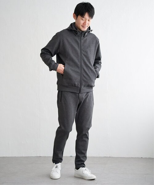 ikka（イッカ）の「【セットアップ対応】テックストレッチ2WAYジップパーカ（パーカー・メンズ・ブラック/スモークグレー・M/L/XL/S）」の18枚目の写真