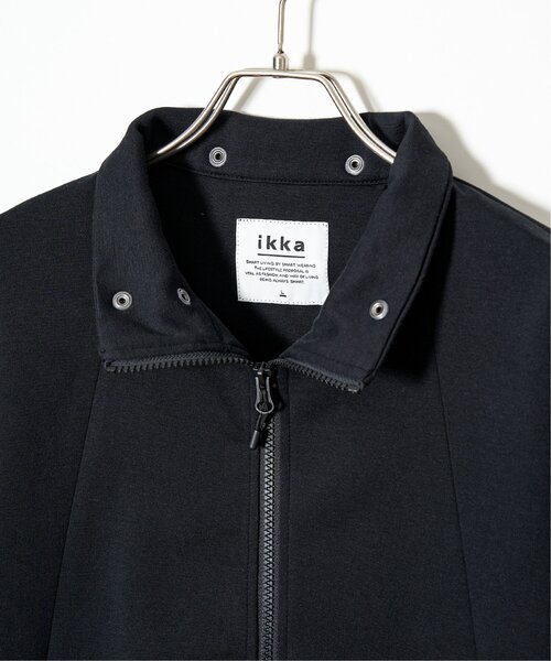 ikka（イッカ）の「【セットアップ対応】テックストレッチ2WAYジップパーカ（パーカー・メンズ・ブラック/スモークグレー・M/L/XL/S）」の8枚目の写真
