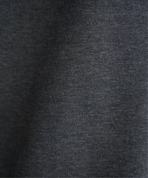 ikka（イッカ）の「【セットアップ対応】テックストレッチ2WAYジップパーカ（パーカー・メンズ・ブラック/スモークグレー・M/L/XL/S）」の3枚目の写真