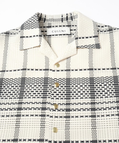 CULLNI（クルニ）の「Sheer Tile Check Drawstring Open Coller Short Sleeve Jaket（その他アウター・メンズ・ネイビー/ブラック/オフホワイト・1/2/0）」の7枚目の写真