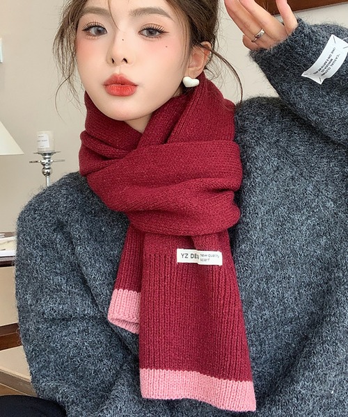 Girly Doll(ガーリードール)の「バイカラーデザインニットマフラー(マフラー・レディース・ダークグレー/モカ/パープル/グリーン/ピンク/ボルドー・F)」の6枚目の写真