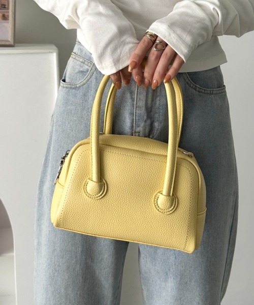 CLEA（クレア）の「【５色展開】2wayスクエアボストンバッグ（ボストンバッグ・レディース・ライトブルー/ブラック/アイボリー/ピンク/イエロー・FREE）」の2枚目の写真