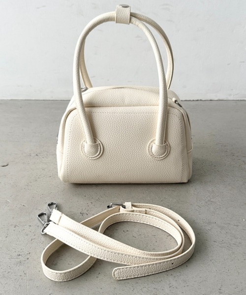 CLEA（クレア）の「【５色展開】2wayスクエアボストンバッグ（ボストンバッグ・レディース・ライトブルー/ブラック/アイボリー/ピンク/イエロー・FREE）」の7枚目の写真