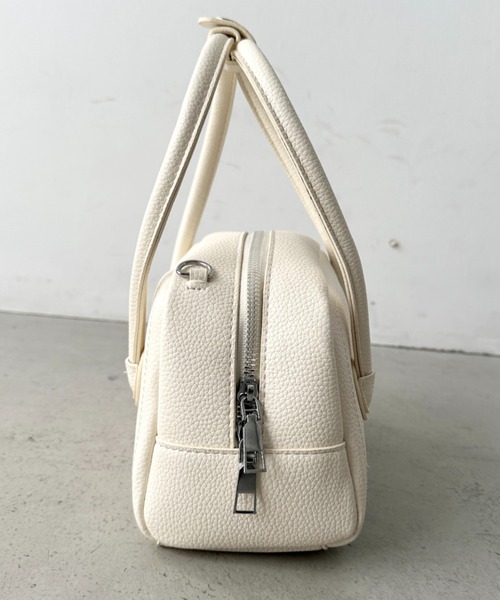 CLEA（クレア）の「【５色展開】2wayスクエアボストンバッグ（ボストンバッグ・レディース・ライトブルー/ブラック/アイボリー/ピンク/イエロー・FREE）」の10枚目の写真