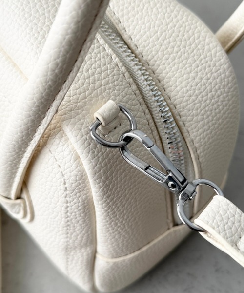 CLEA（クレア）の「【５色展開】2wayスクエアボストンバッグ（ボストンバッグ・レディース・ライトブルー/ブラック/アイボリー/ピンク/イエロー・FREE）」の13枚目の写真