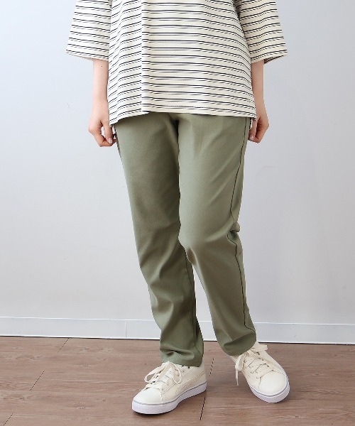MB mint breeze(エムビーミントブリーズ)の「【L~6L 大きいサイズ】テーパードストレッチパンツ(その他パンツ・レディース・ネイビー/カーキ・LL/3L/4L/5L/L/6L)」の1枚目の写真