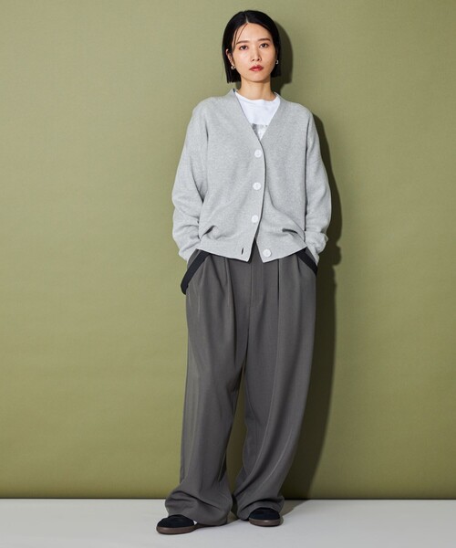 CITEN(シテン)の「<CITEN>エッセンシャルVネックニットカーディガン(カーディガン/ボレロ・レディース・オフホワイト/ダークグレー/ピンク/ベージュ/ライトグレー・FREE)」の7枚目の写真