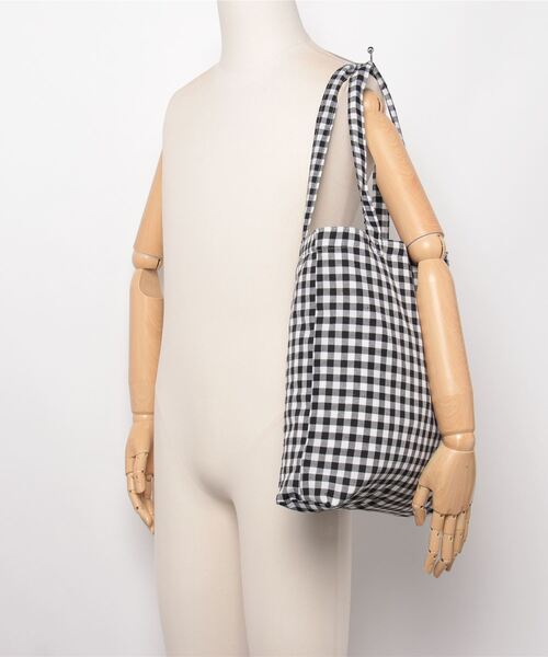 RUBY AND YOU（ルビーアンドユー）の「［select］ギンガムチェックトートバッグ（トートバッグ・レディース・ブラック/ブルー・FREE）」の13枚目の写真