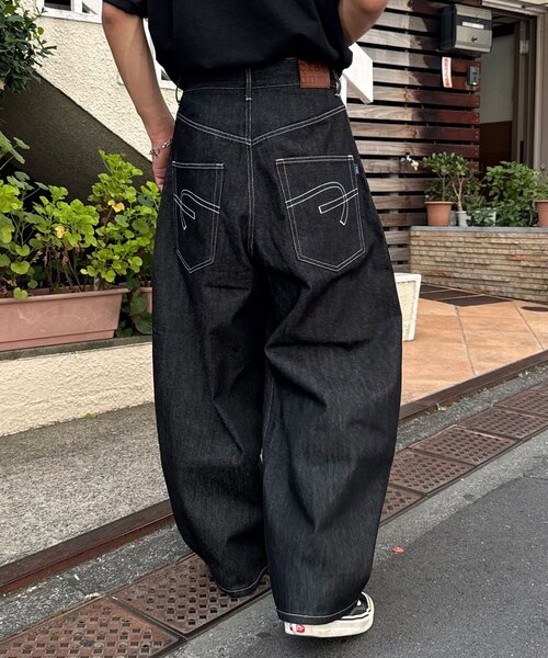 CIAOPANIC（チャオパニック）の「【cian denim/シアンデニム】バギーワイドデニム（デニムパンツ・レディース・サックスブルー/インディゴブルー/ブルー/ブラック/ホワイト/グレー/チャコールグレー/ネイビー/ダークブルー・SMALL/MEDIUM/LARGE）」の22枚目の写真