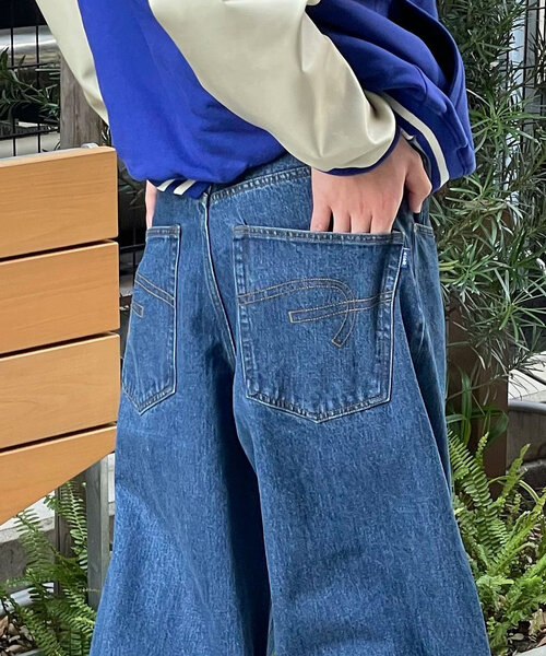 CIAOPANIC(チャオパニック)の「【cian denim/シアンデニム】バギーワイドデニム(デニムパンツ・レディース・サックスブルー/インディゴブルー/ブルー/ブラック/ホワイト/グレー/チャコールグレー/ネイビー/ダークブルー・SMALL/MEDIUM/LARGE)」の11枚目の写真