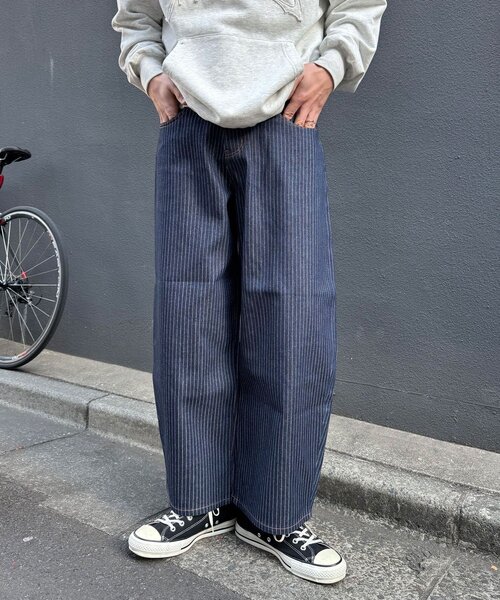 CIAOPANIC(チャオパニック)の「【cian denim/シアンデニム】バギーワイドデニム(デニムパンツ・レディース・サックスブルー/インディゴブルー/ブルー/ブラック/ホワイト/グレー/チャコールグレー/ネイビー/ダークブルー・SMALL/MEDIUM/LARGE)」の15枚目の写真