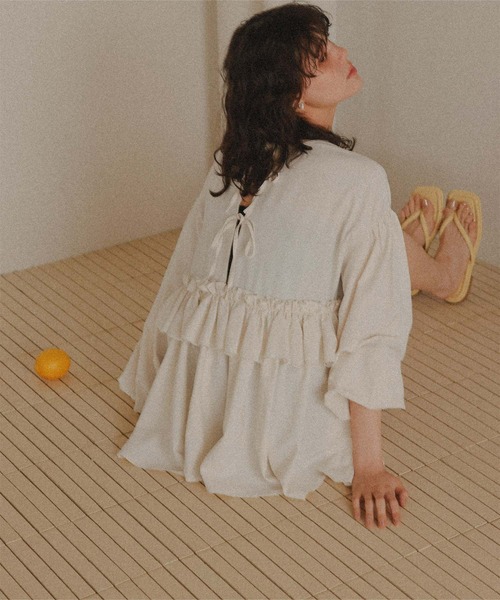 titivate（ティティベイト）の「バックリボンフリルレイヤードトップス/ラッシュガード（ラッシュガード・レディース・アイボリー/ブラック・L/M/S）」の7枚目の写真