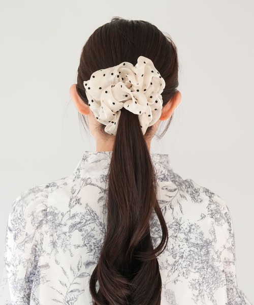 Port（ポート）の「【 Port / ポート 】 オーガンジー ボリューム ドット シュシュ（シュシュ・レディース・アイボリー/ブラック・FREE）」の4枚目の写真