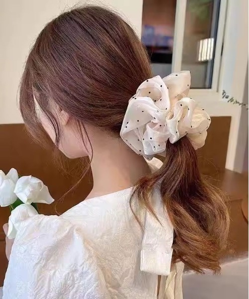 Port（ポート）の「【 Port / ポート 】 オーガンジー ボリューム ドット シュシュ（シュシュ・レディース・アイボリー/ブラック・FREE）」の10枚目の写真