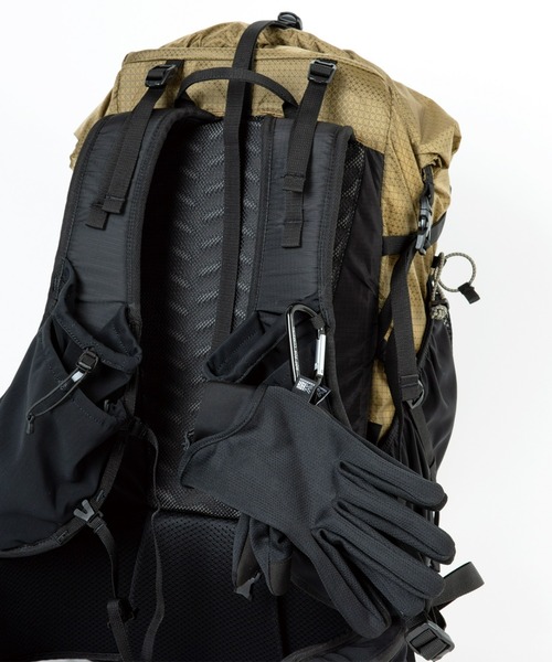 karrimor(カリマー)の「cleave 40(バックパック/リュック・メンズ・ブラウン/ホワイト/チャコールグレー・S/M)」の10枚目の写真