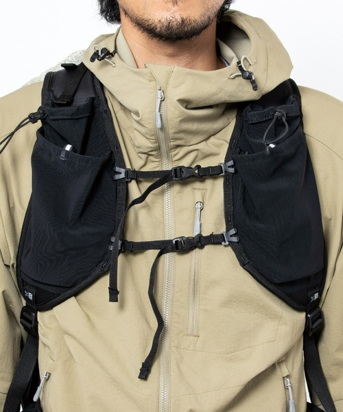 karrimor(カリマー)の「cleave 40(バックパック/リュック・メンズ・ブラウン/ホワイト/チャコールグレー・S/M)」の12枚目の写真