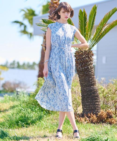 DRESSTERIOR（ドレステリア）の「【ポケット付き/花柄】フラワープリントフレンチスリーブワンピ（ワンピース・レディース・スモーキーグリーン系1/ブルー系・34/36/38）」の15枚目の写真