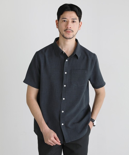 SPU(スプ)の「【イージーケア・吸水速乾・通気性・軽量】綿麻ライクテックキャンバスレギュラーカラー半袖シャツ(シャツ/ブラウス・メンズ・ホワイト/グレー/ネイビー/ナチュラル・S/M/L/XL)」の1枚目の写真