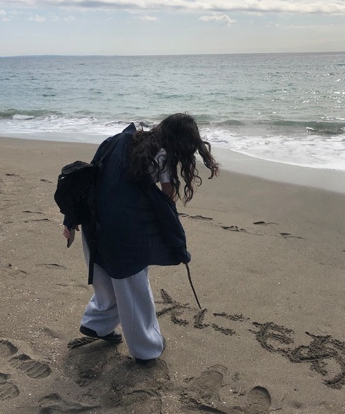 anyonemore（エニワンモア）の「サイドタック切替トレーニングパンツ（スウェットパンツ・レディース・アイボリー/グレー・FREE）」の7枚目の写真