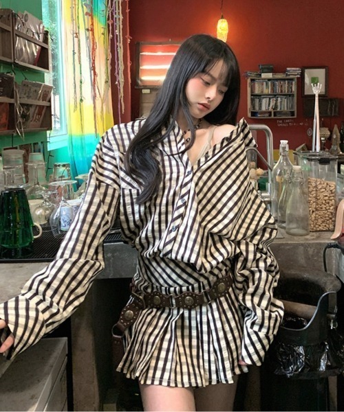 SHEENA（シーナ）の「セットアップ　オーバーサイズチェックシャツ×プリーツミニスカート　2点SET（セットアップ・レディース・アイボリー・S/M/L）」の14枚目の写真