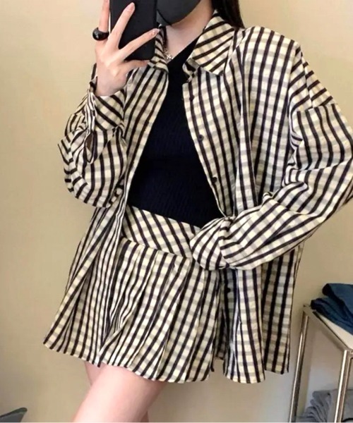 SHEENA（シーナ）の「セットアップ　オーバーサイズチェックシャツ×プリーツミニスカート　2点SET（セットアップ・レディース・アイボリー・S/M/L）」の17枚目の写真