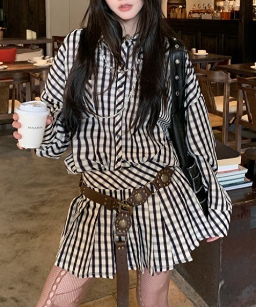 SHEENA（シーナ）の「セットアップ　オーバーサイズチェックシャツ×プリーツミニスカート　2点SET（セットアップ・レディース・アイボリー・S/M/L）」の19枚目の写真