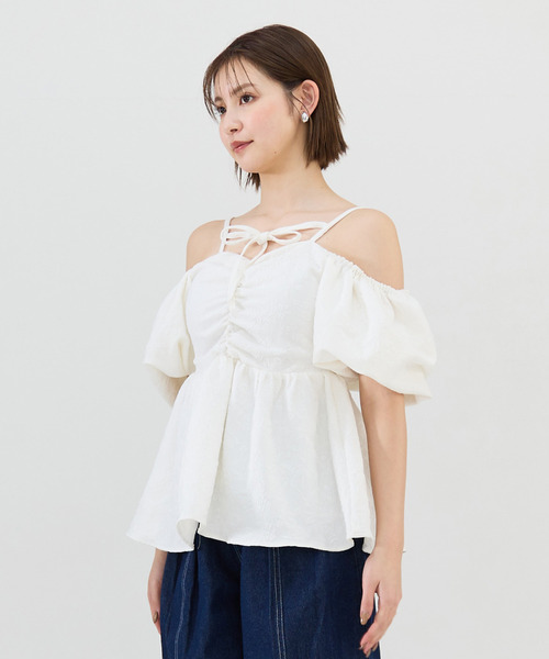 REDYAZEL(レディアゼル)の「2WAYジャガードペプラムトップス(シャツ/ブラウス・レディース・ブラック/オフホワイト/ピンク・FREE)」の6枚目の写真