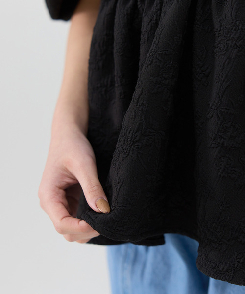 REDYAZEL(レディアゼル)の「2WAYジャガードペプラムトップス(シャツ/ブラウス・レディース・ブラック/オフホワイト/ピンク・FREE)」の16枚目の写真