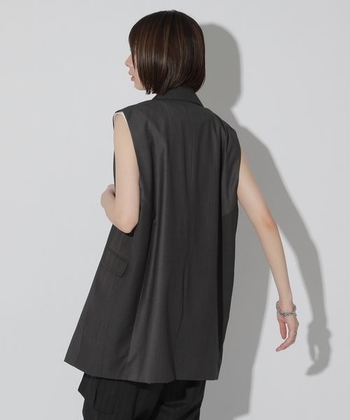 Anui（アニュイ）の「【UNISEX】テーラーロングベスト（その他アウター・レディース・ブラック/グレー・MEDIUM）」の20枚目の写真
