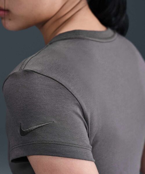 ナイキ スポーツウェア チル ニット ウィメンズ Tシャツ / Nike