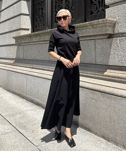 JENNE（ジェンヌ）の「エアリーニットフレアスカート【UVカット・マシンウォッシャブル】（スカート・レディース・ブラック/ラベンダー/グリーン・SMALL/MEDIUM/LARGE）」の4枚目の写真