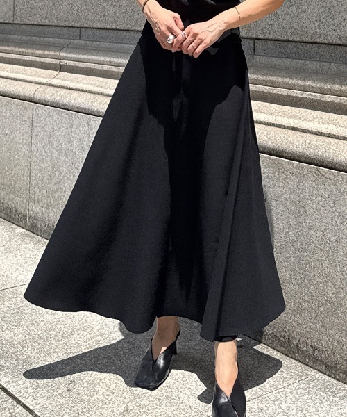 JENNE（ジェンヌ）の「エアリーニットフレアスカート【UVカット・マシンウォッシャブル】（スカート・レディース・ブラック/ラベンダー/グリーン・SMALL/MEDIUM/LARGE）」の5枚目の写真