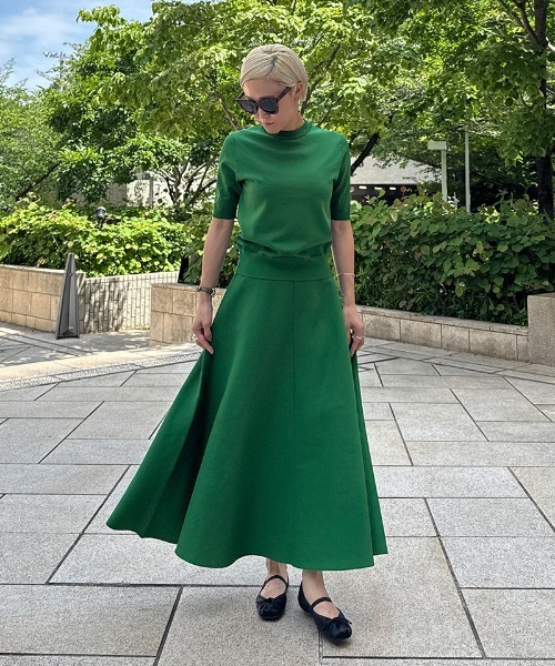 JENNE（ジェンヌ）の「エアリーニットフレアスカート【UVカット・マシンウォッシャブル】（スカート・レディース・ブラック/ラベンダー/グリーン・SMALL/MEDIUM/LARGE）」の14枚目の写真