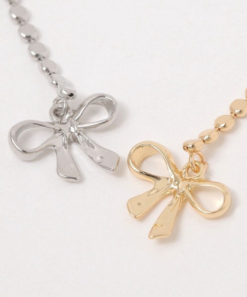 FOREVER 21（フォーエバー トゥエンティーワン）の「リボンモチーフピアス３（ピアス（両耳用）・レディース・ゴールド/シルバー・FREE）」の5枚目の写真