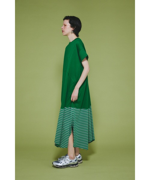 HeRIN.CYE(ヘリンドットサイ)の「Border hem one piece ボーダーヘムワンピース(ワンピース・レディース・グリーン/ブラック/ネイビー・FREE)」の4枚目の写真