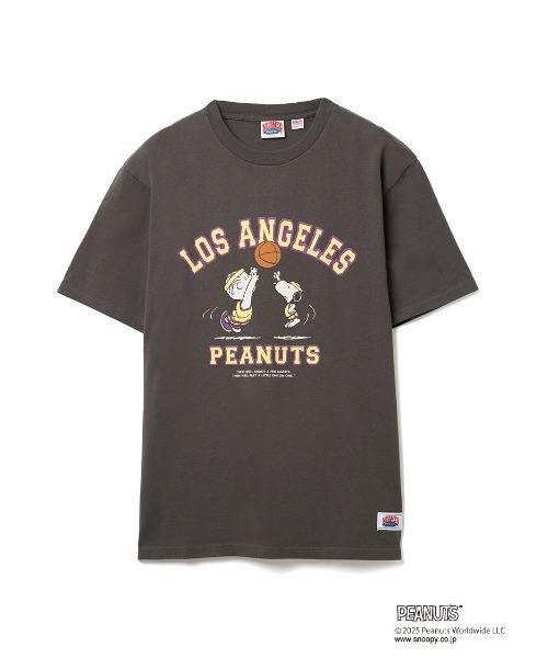 NO NEED（ノーニード）の「【NUTMEG/ナツメグ】Peaunts バスケT（Tシャツ/カットソー・メンズ・ホワイト/チャコール/ネイビー/グレー・M/L/LL）」の4枚目の写真