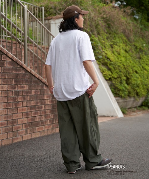 NO NEED（ノーニード）の「【NUTMEG/ナツメグ】Peaunts バスケT（Tシャツ/カットソー・メンズ・ホワイト/チャコール/ネイビー/グレー・M/L/LL）」の16枚目の写真