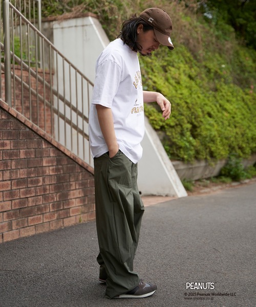 NO NEED（ノーニード）の「【NUTMEG/ナツメグ】Peaunts バスケT（Tシャツ/カットソー・メンズ・ホワイト/チャコール/ネイビー/グレー・M/L/LL）」の19枚目の写真