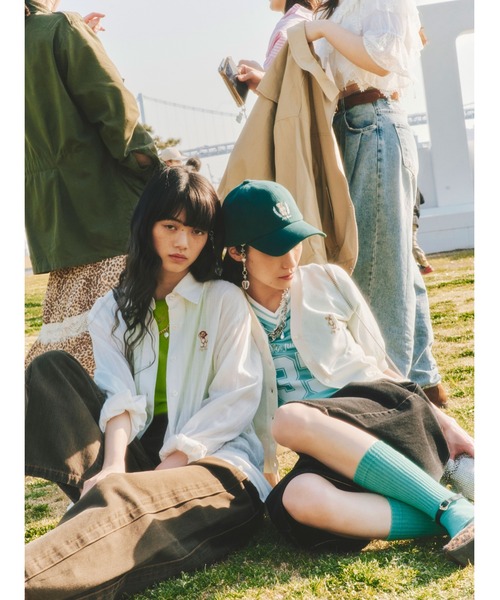 LILY BROWN（リリーブラウン）の「Lily Bearシアーオーバーシャツ