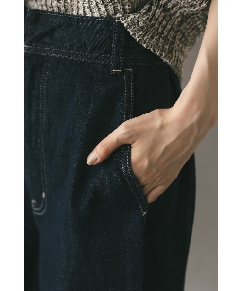STYLEMIXER（スタイルミキサー）の「サイドタックハーフデニム（デニムパンツ・レディース・インディゴブルー/ブラック・SMALL/MEDIUM）」の5枚目の写真