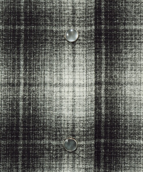 MEN'S BIGI（メンズビギ）の「【PENDLETON/ペンドルトン】別注オンブレチェックシャツ（シャツ/ブラウス・メンズ・ブラック/カーキ・03/02）」の3枚目の写真