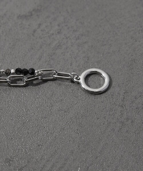 FREAK'S STORE（フリークスストア）の「レイヤードビーズブレスレット（ブレスレット・メンズ・ブラック/シルバー・ONE SIZE）」の10枚目の写真